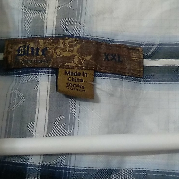 Mens XXL button down - Picture 3 of 6